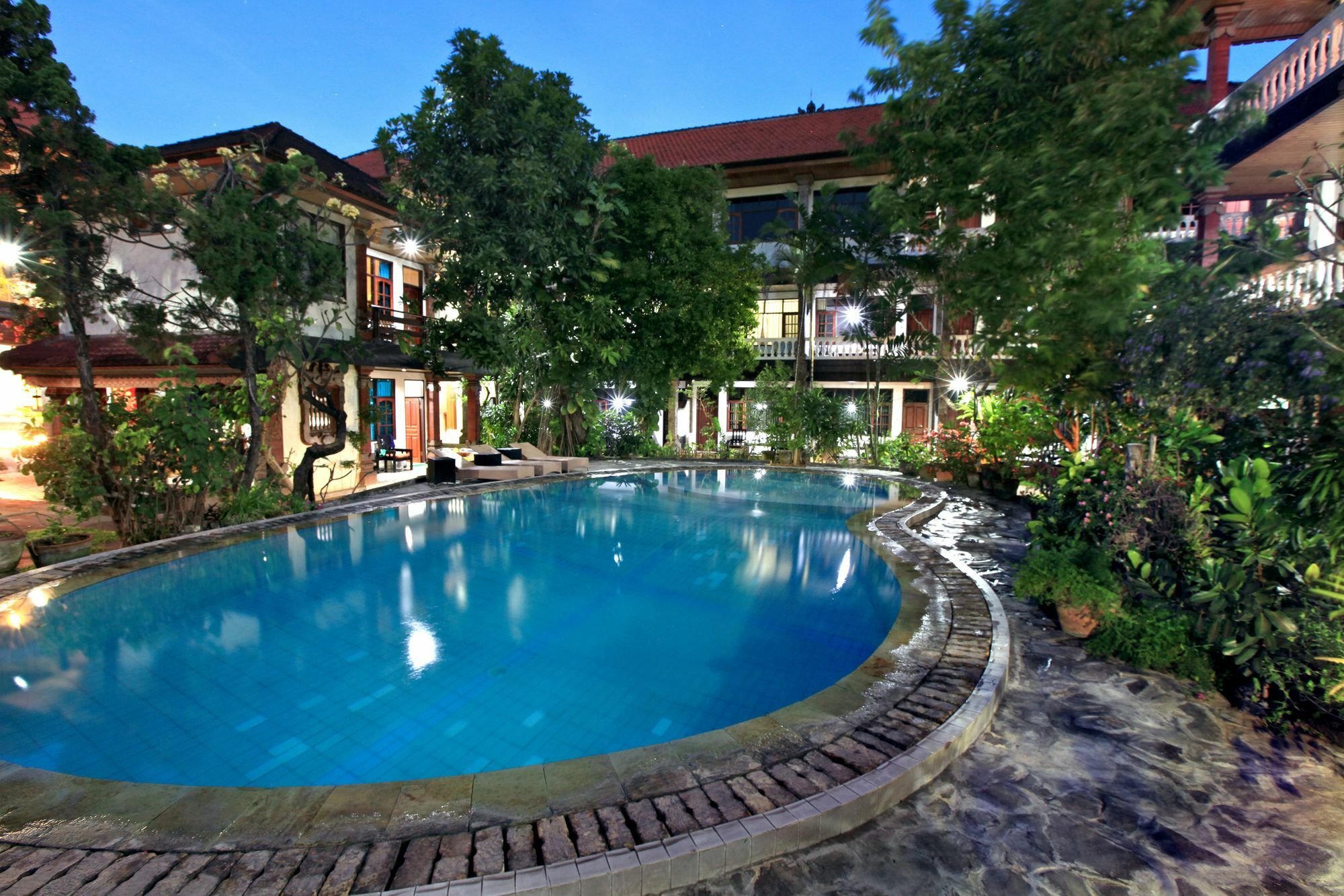 Kuta Dormitory At Simpang Inn Exterior photo
